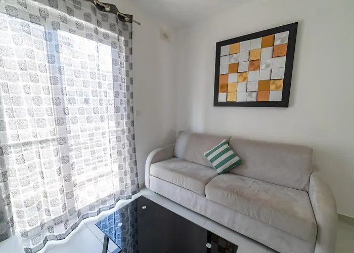 Metrostays St Julian Malta